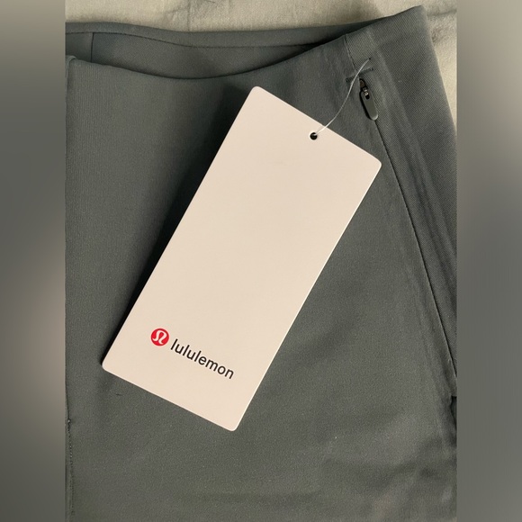 LULULEMON Smooth Fit Pull-On High-Rise Pant
Regular NEW Size 2 in Dark Forest - Picture 5 of 9